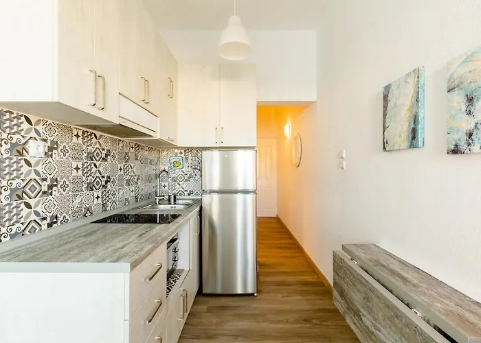 Harbor View In Apartment